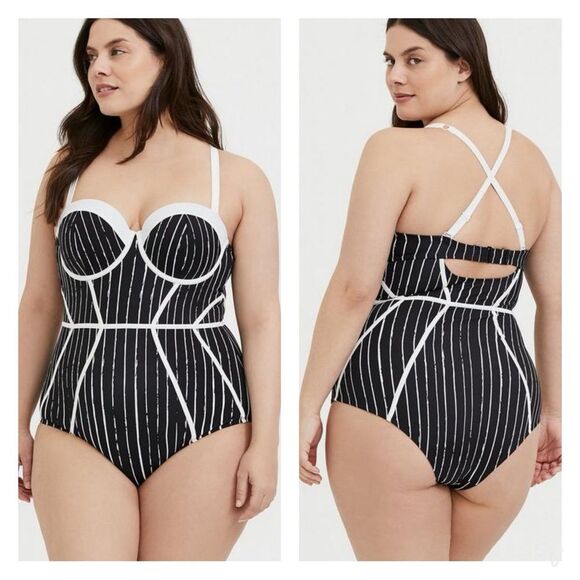 Disney The Nightmare Before Christmas Jack Skellington One-Piece Swimsuit Sz 1X - Picture 1 of 14